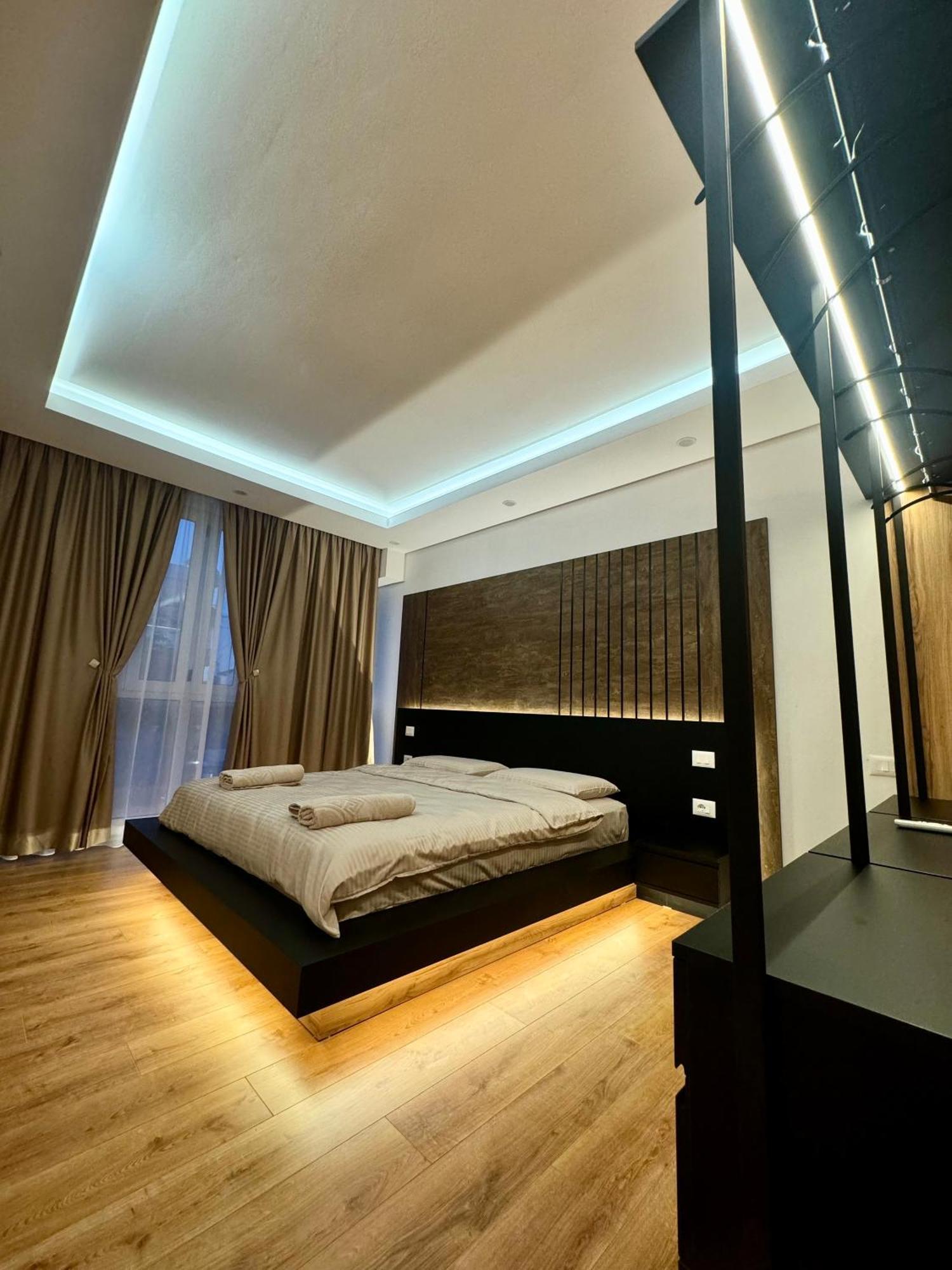 Luxury Central Baba Apartment Shkodër Eksteriør bilde