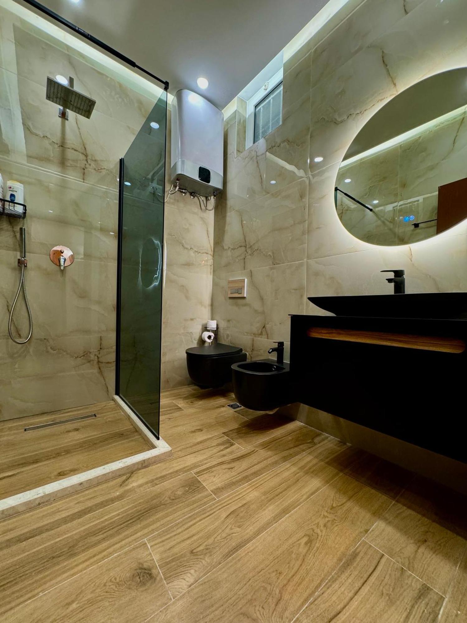 Luxury Central Baba Apartment Shkodër Eksteriør bilde